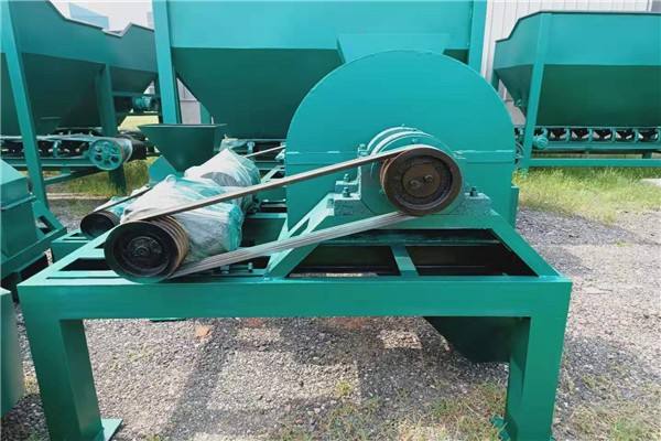 雞糞有機(jī)肥設(shè)備廠家如何選擇？