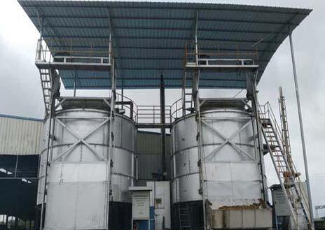 有機肥發(fā)酵設(shè)備是怎么將豬糞用腐熟的？