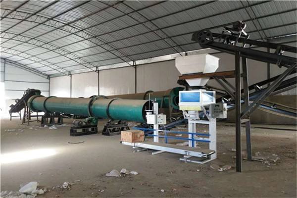 年產1萬噸的豬糞有機肥生產線實拍